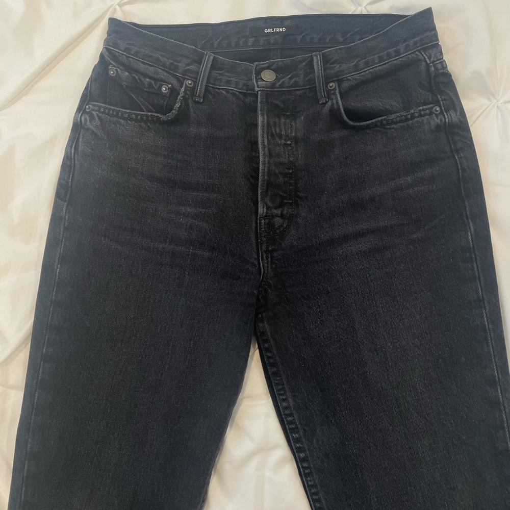 GRLFRND Karolina Jeans in Black